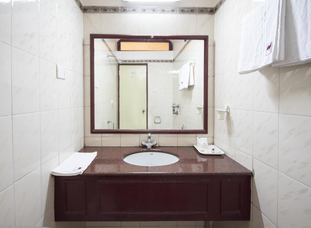 Rr Residency Hotell Kodaikanal Exteriör bild